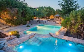 Nono Ban Hotel & Villa